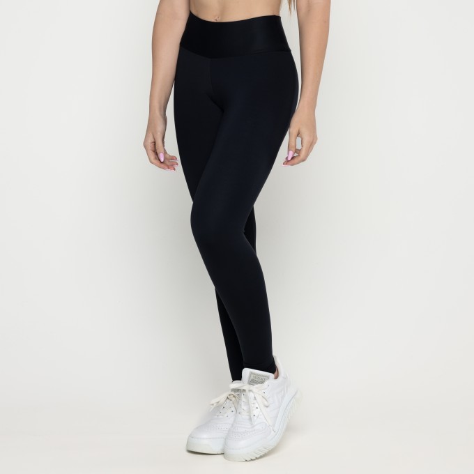 Calça Básica Preta