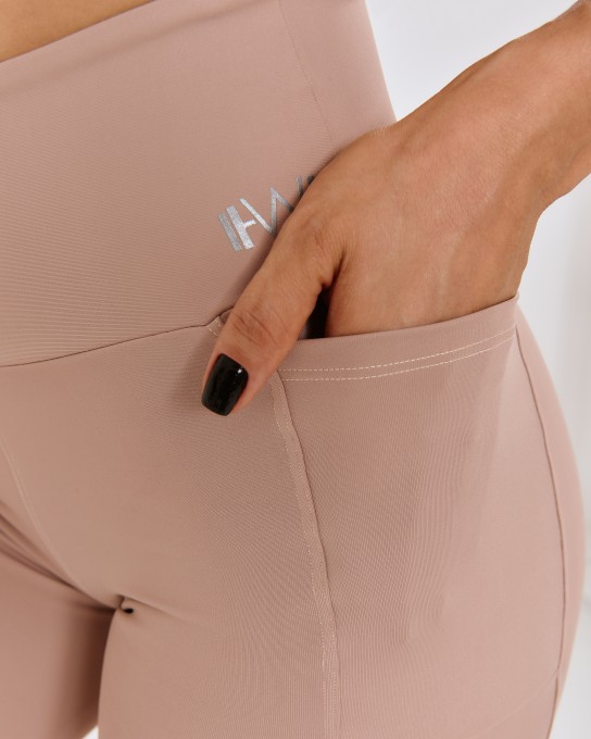 Calça com Bolso Lateral Nude