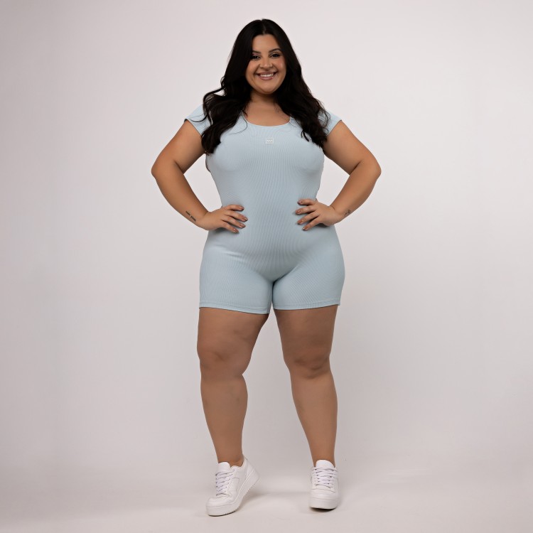 Macaquinho Canelado Manguinha Plus Size